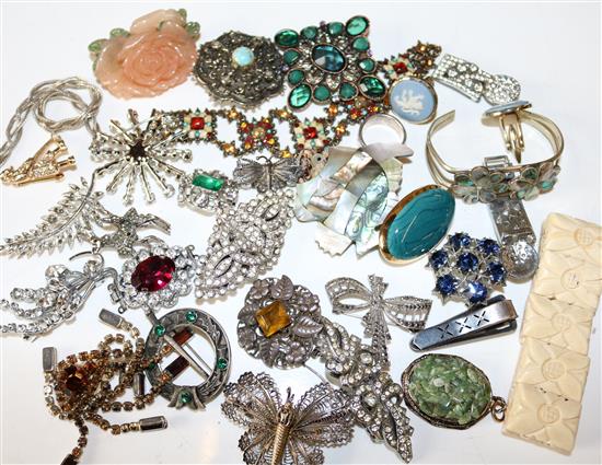Mixed jewellery